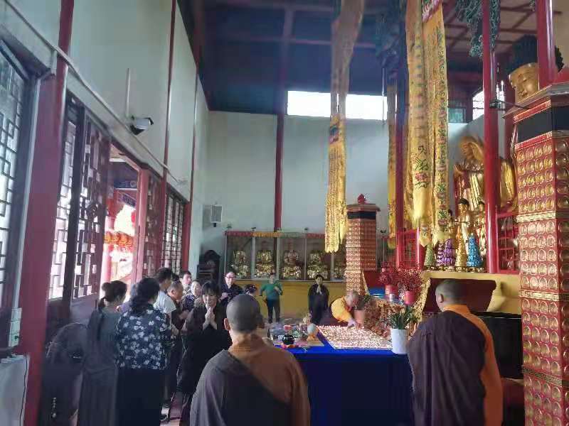 大象彩网文殊菩萨圣诞祈福助考法会圆满
